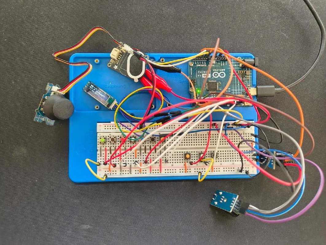 Audio Dingo Synth breadboard prototype